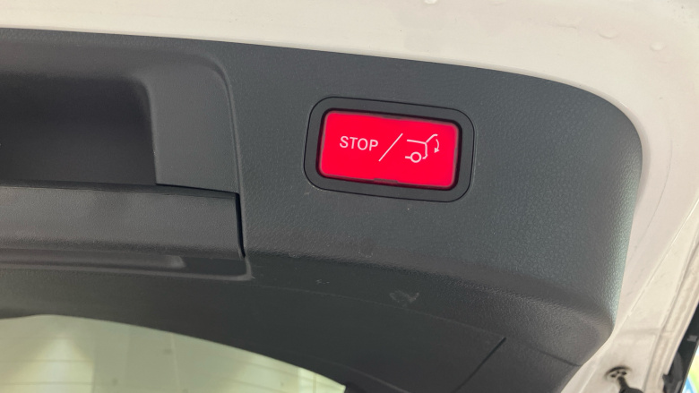 Mercedes-Benz GLA 250 4Matic AMG Line Premium Plus 5dr Auto Petrol Hatchback